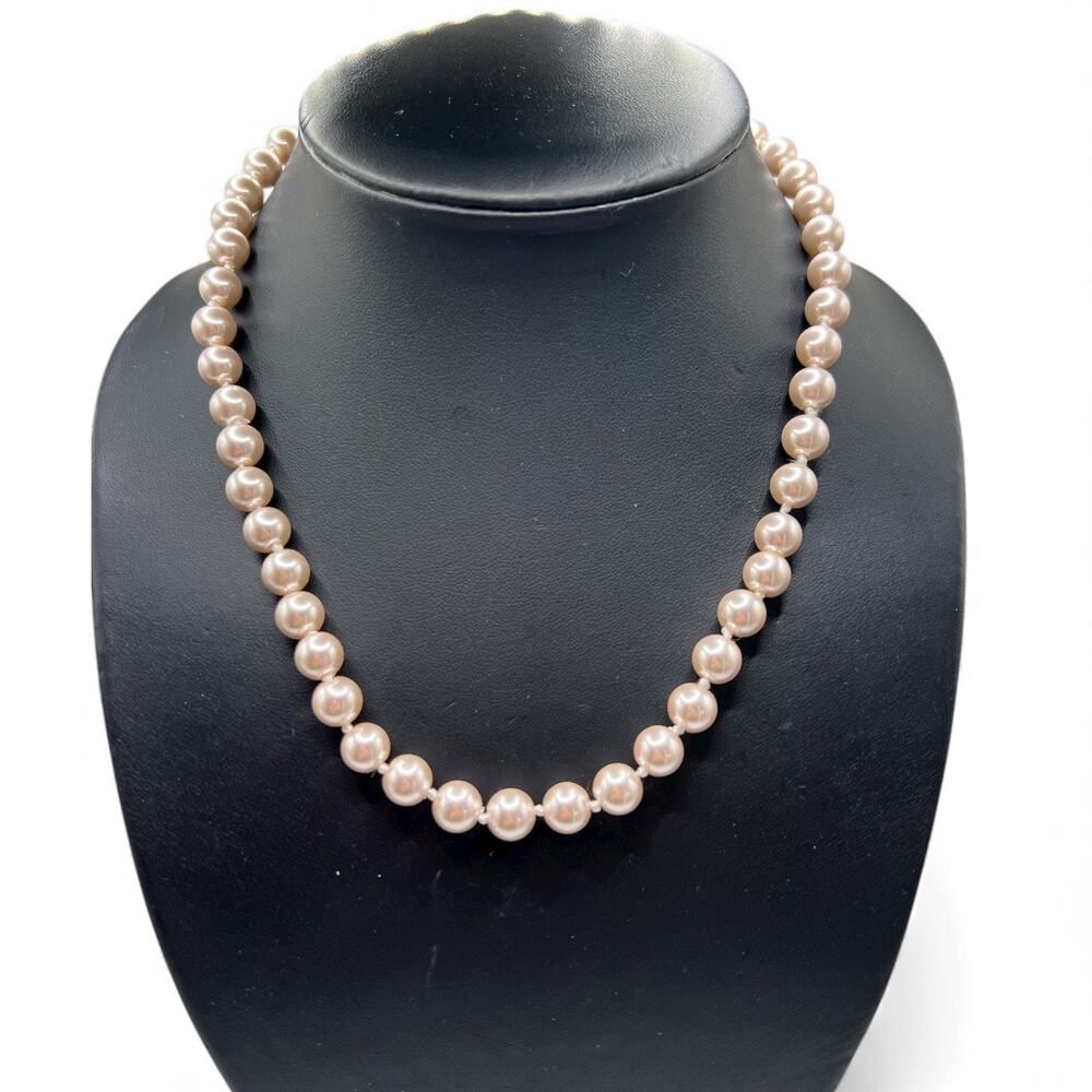 Vintage Joan Rivers Signed Faux Pearl Necklace – Champagne Luster 16” - 19”